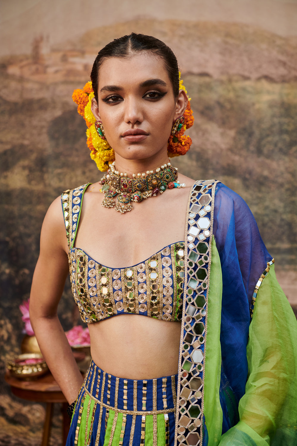 Hari Neel Lehenga