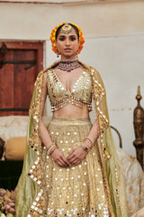 Chand Aayna Lehenga