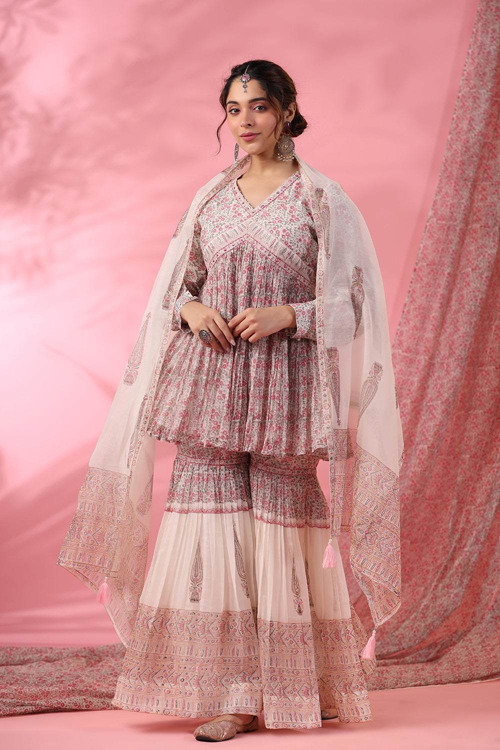 Gulmohar Sharara Tp Set