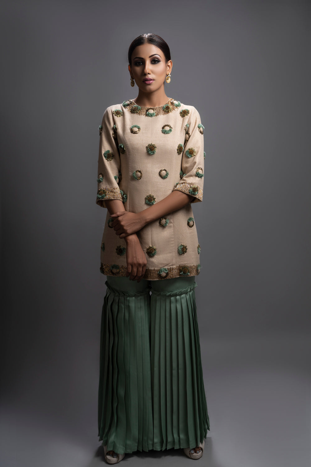 Doha Short Kurta With Pleated Pants