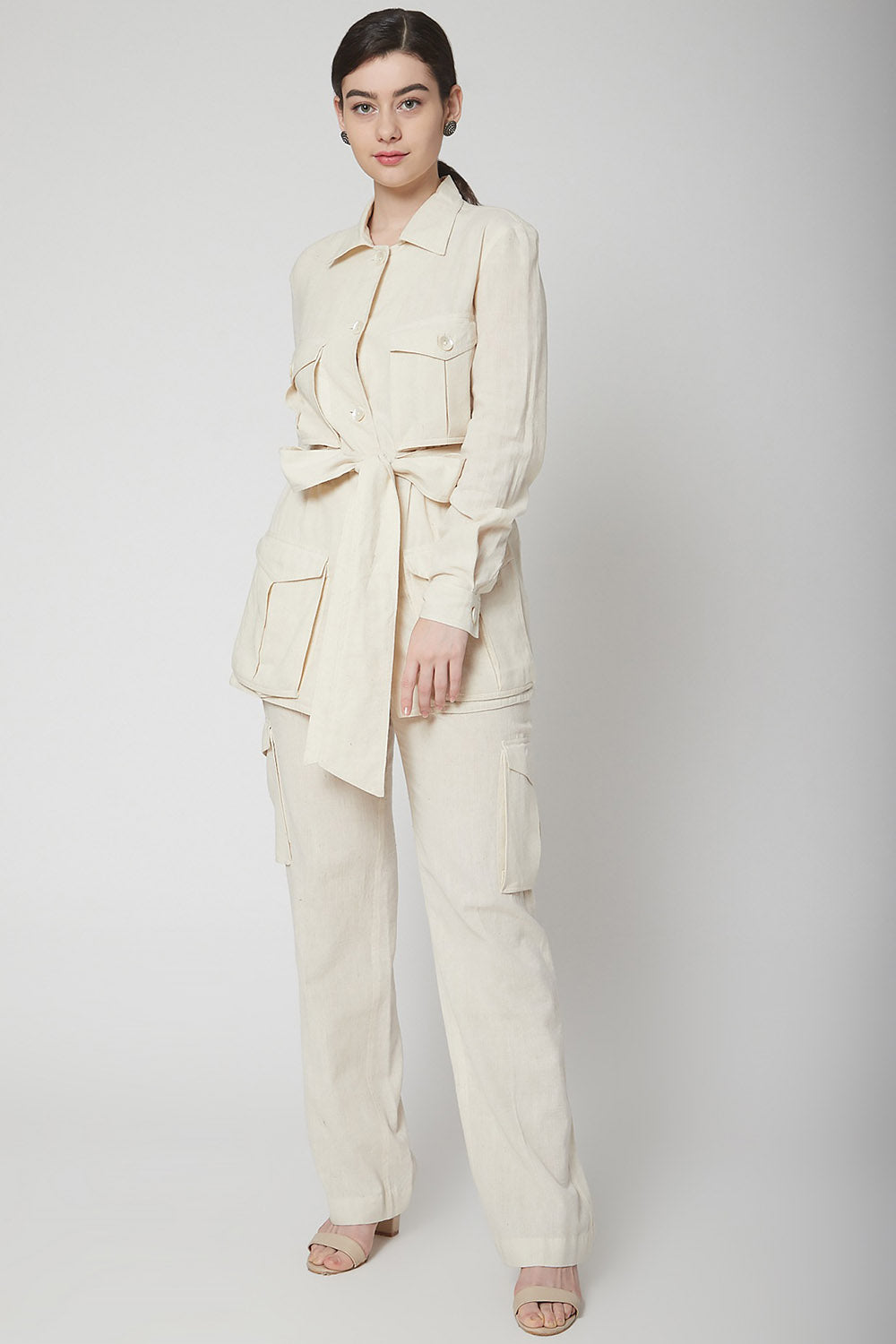 Blazer Beige With Belt & Pants