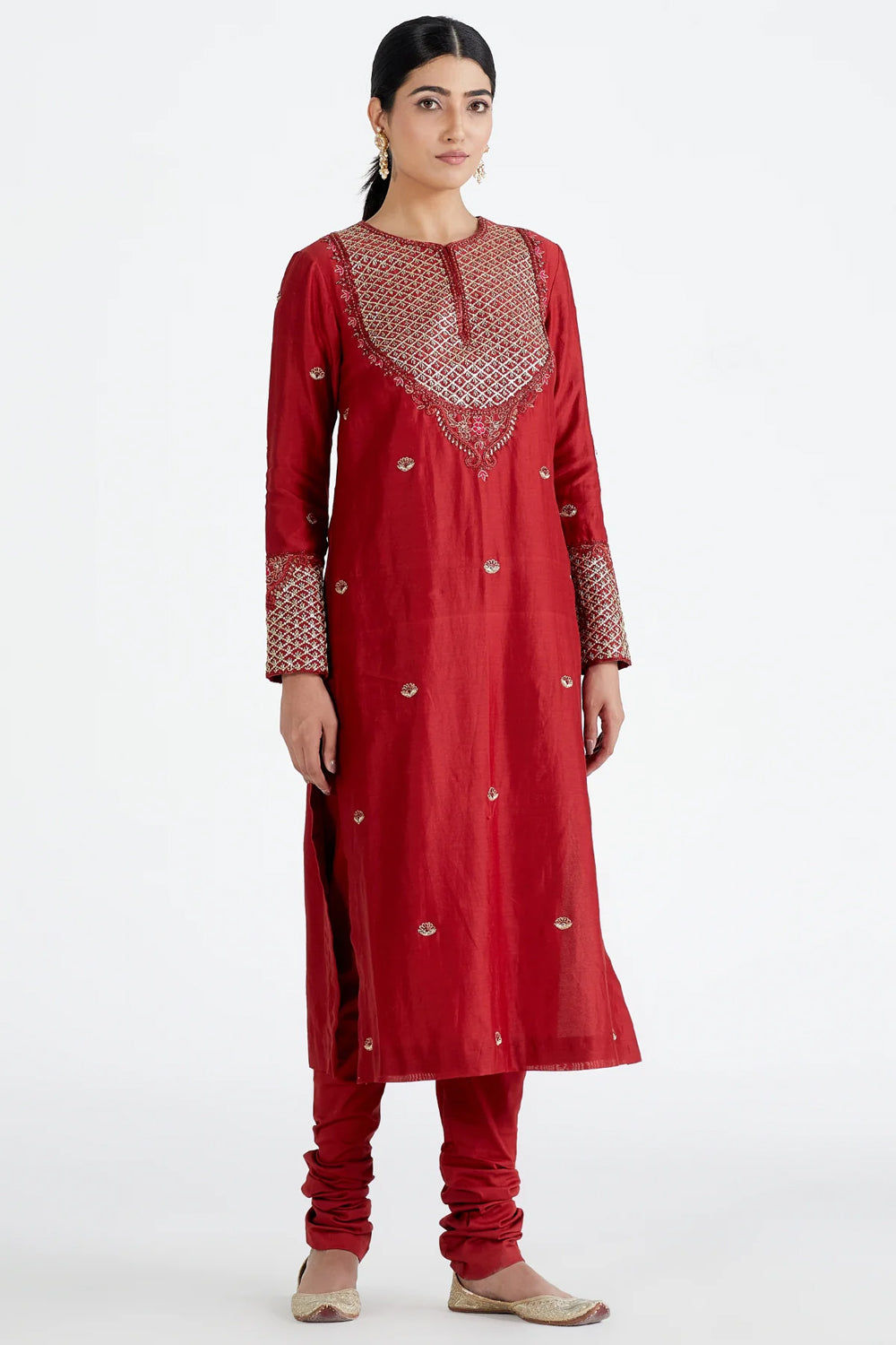 Surkh Naira Jharokha Kurta Set