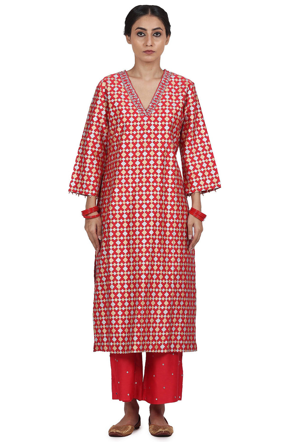 Embroidered Kurta Set In Strawberry