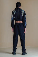 Black Double Zip Set With Print On The Shoulders And The Sleeves With  Solid Black Pants